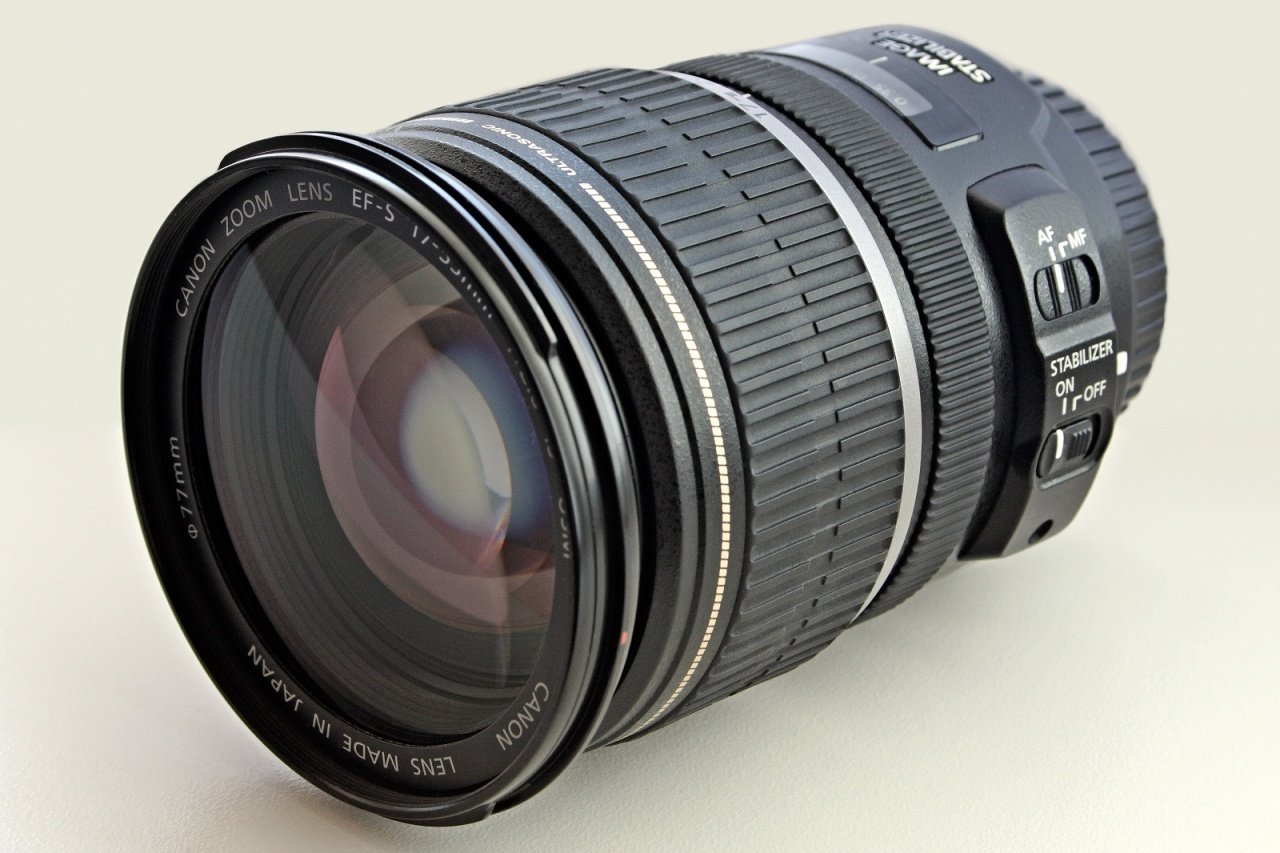 Canon EFS 17-55mm F/2.8 Is USM Lens