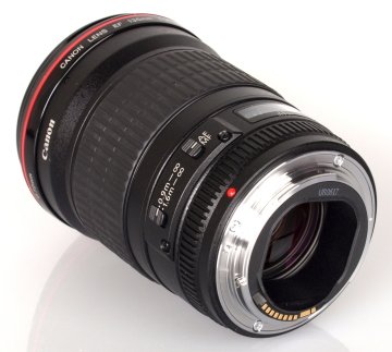 Canon EF 135mm f/2.0L USM Lens