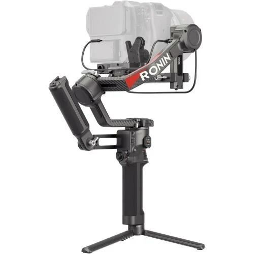 DJI RS 4 Pro Combo Gimbal