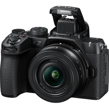 Nikon Z50 II + 16-50mm f/3.5-6.3 VR Lens Aynasız Fotoğraf Makinesi