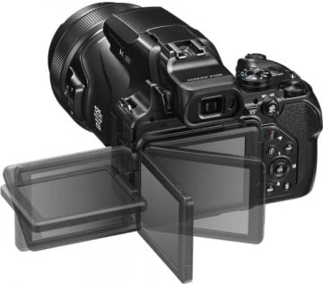 Nikon Coolpix P1100 Dijital Fotoğraf Makinesi