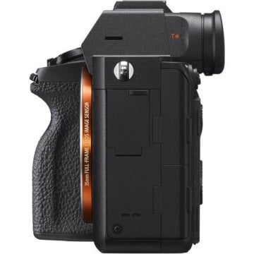 Sony A7R IV Body Aynasız DSLR Fotoğraf Makinesi