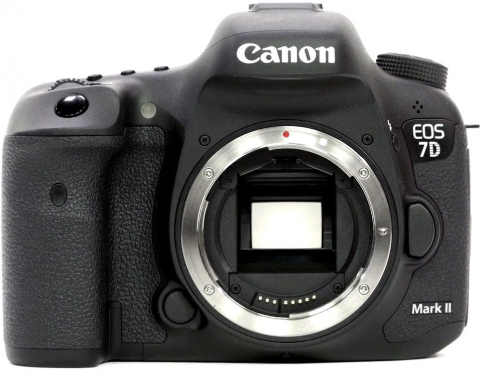 Canon EOS 7D Mark II Body Full Frame DSLR Fotoğraf Makinesi
