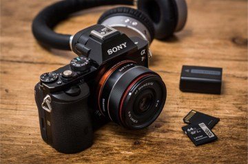 Samyang AF 24mm f/2.8 FE Sony E Mount Uyumlu Lens