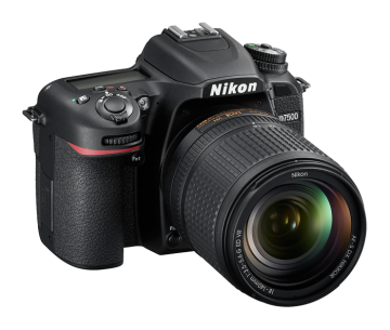 Nikon D7500 + 18-55 Lens + Hafıza Kartı + Sırt Çantası