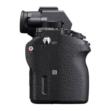 Sony A7R II + 24-70mm FE Aynasız 4K DSLR Fotoğraf Makinesi