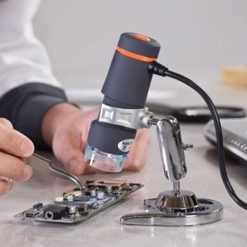 Celestron 44302-A Blisterli Dijital El Mikroskobu
