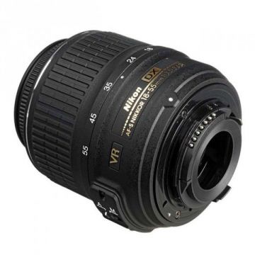Nikon AF-S DX 18-55mm f/3.5-5.6G VR II Lens