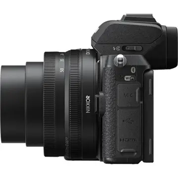 Nikon Z50 Body + 16-50mm F/3.5-6.3 VR Siyah Aynasız Fotoğraf Makinesi