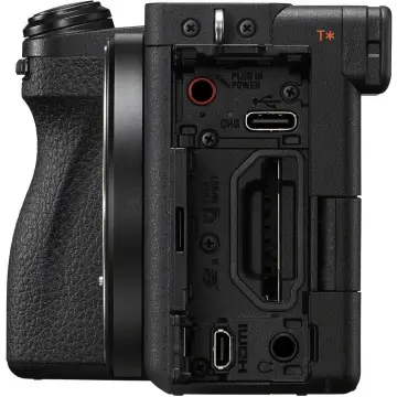 Sony A6700 + 18-135mm Lens Aynasız Fotoğraf Makinesi