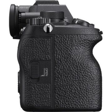 Sony A7 IV Body Aynasız Fotoğraf Makinesi