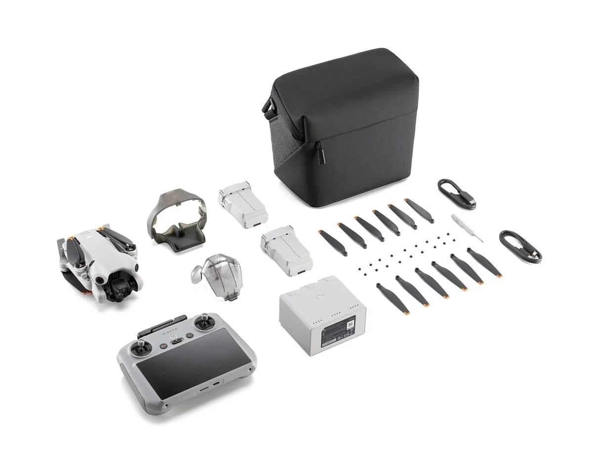 DJI Mini 4 Pro Fly More Combo (RC 2)